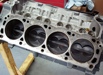 Photo 3: Comebacks on engines are expensive. Three successive comebacks can be disastrous.